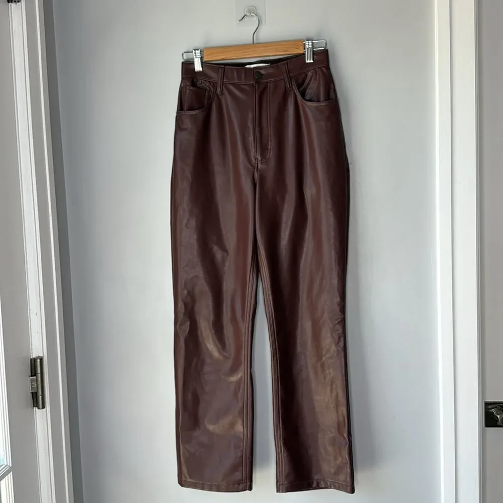Abercrombie & Fitch Vegan Leather Curve Love 90s High Rise Pants - Picture 2 of 11